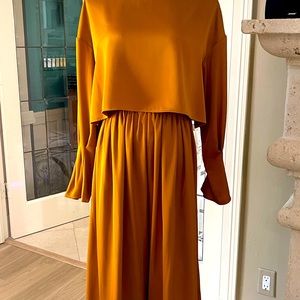 Stunning Gold Silk & Brand New with tags.